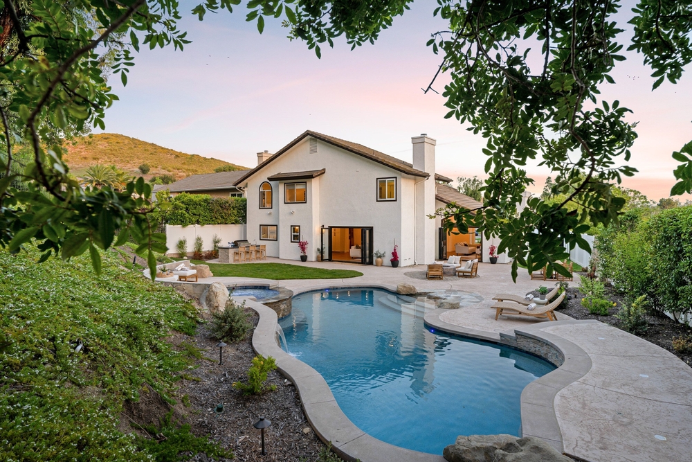 experienced pool builders in Oceanside, CA