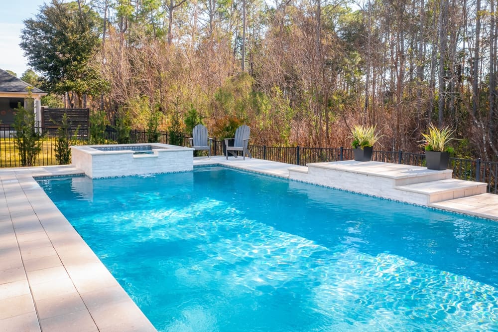 What pool features help extend the swimming season